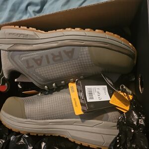 Ariat Outpace Composite Toe Work Shoe Size 7